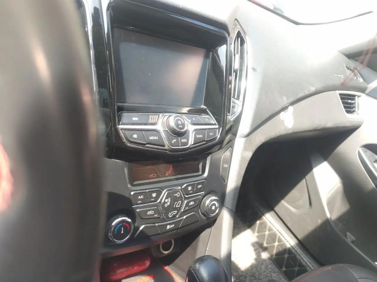 Chery Arrizo 7 2016 1.6L CVT ZhiShang Edition — миниатюра 14
