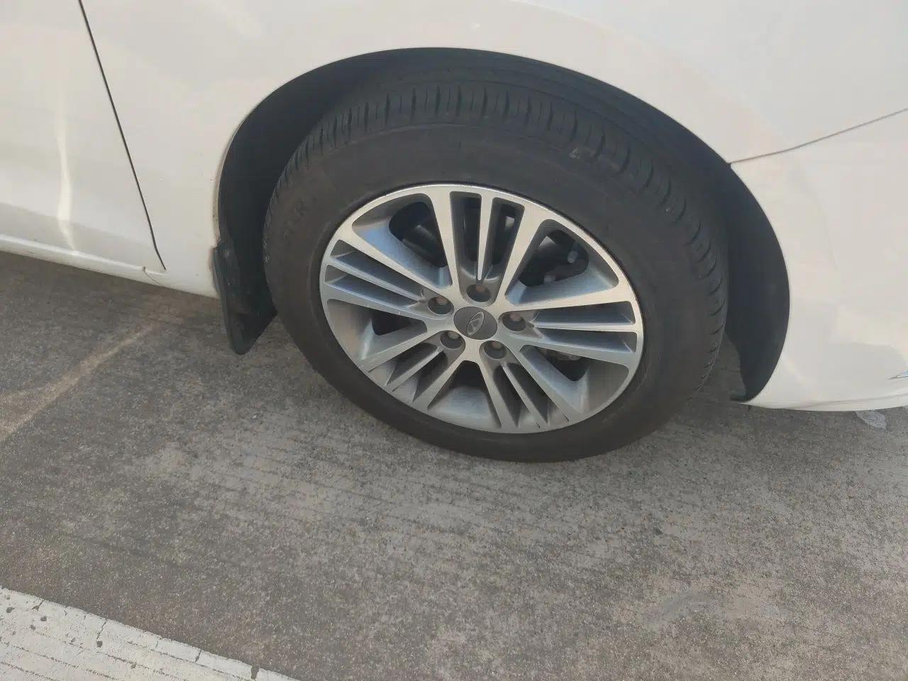 Chery Arrizo 7 2016 1.6L CVT ZhiShang Edition — миниатюра 8