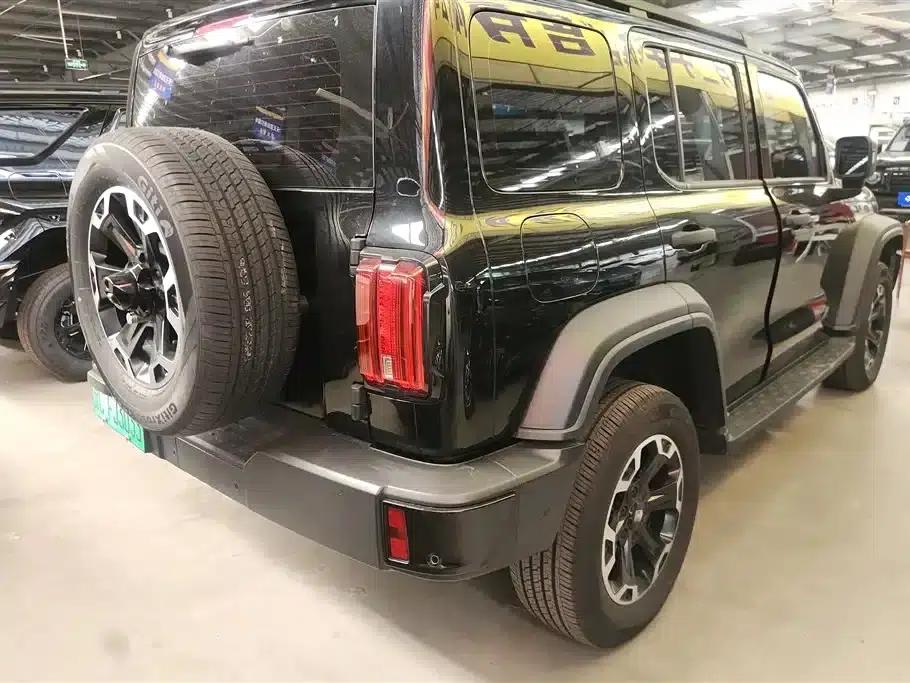 Tank 300 New Energy 2025 Hi4-T 37.1kWh — миниатюра 3