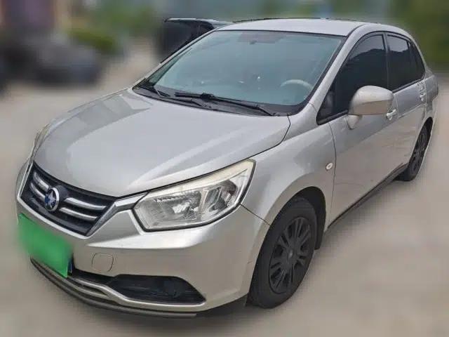 Venucia D50 2015 1.6L Automatic Fashion Edition