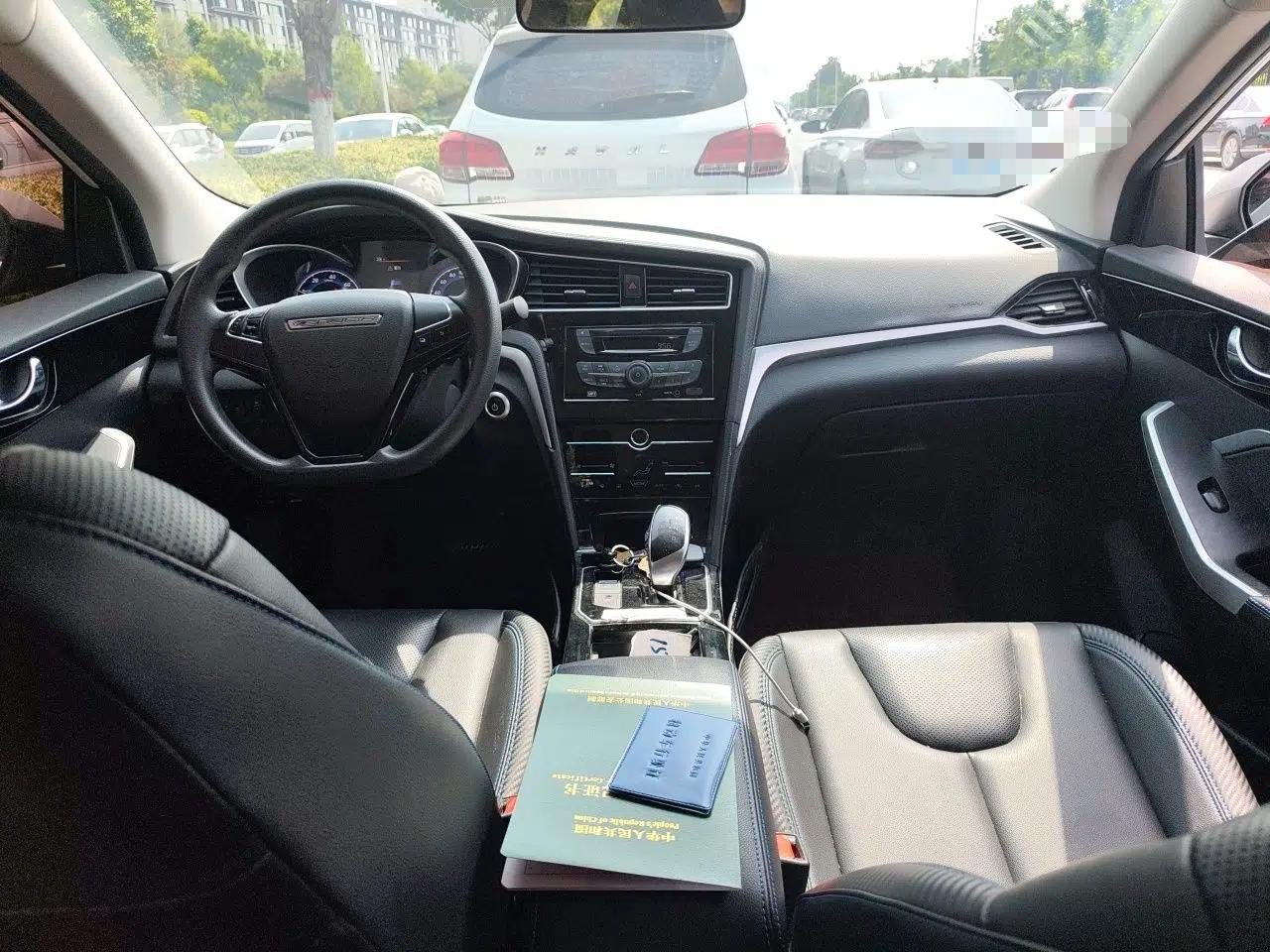 Venucia D60EV 2020 Standard Range Smart Drive Edition — миниатюра 10