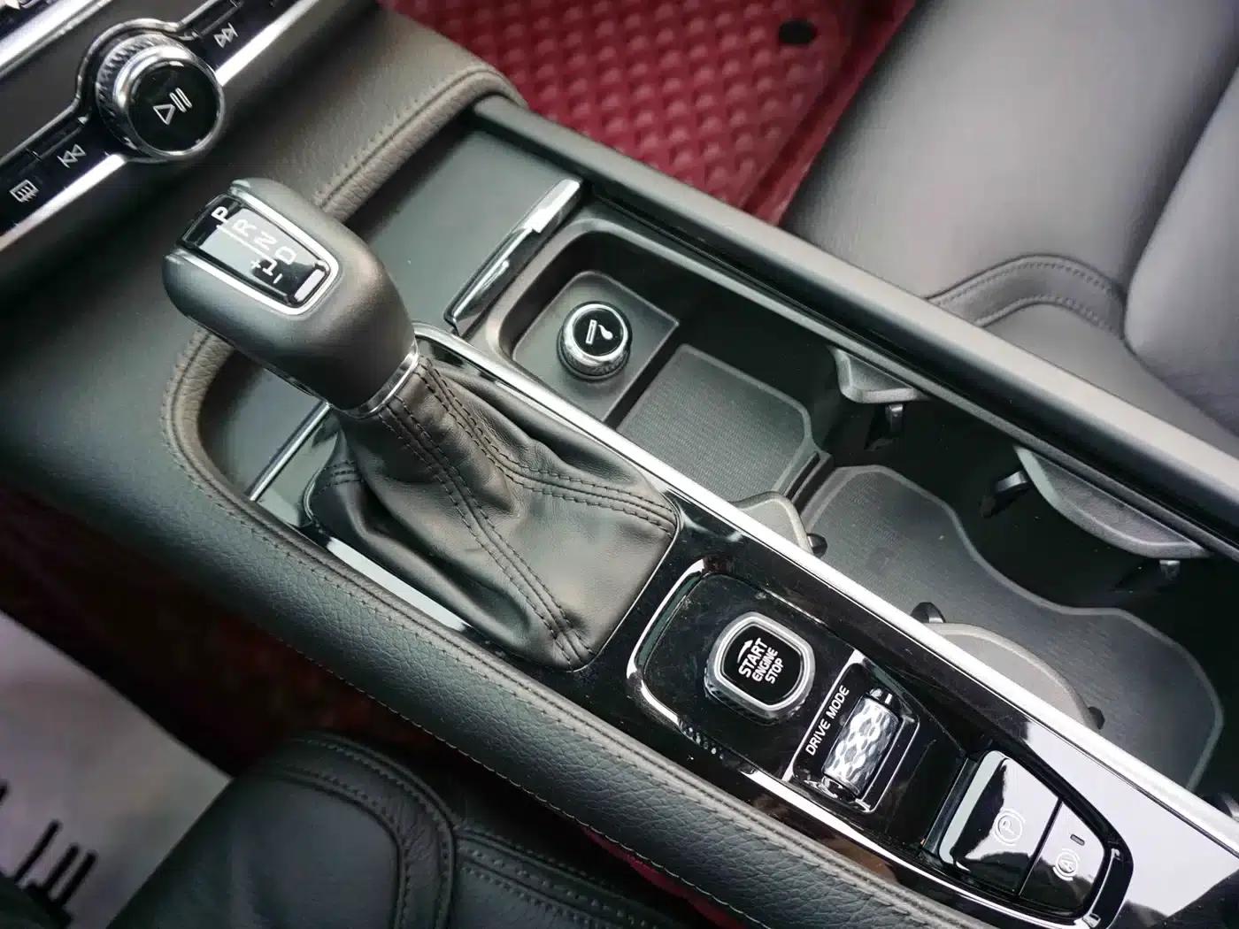 2020 Volvo V90 Cross Country T5 AWD Smart Edition — миниатюра 13