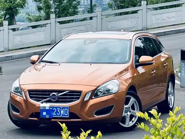 2013 Volvo V60 T5 Comfort Edition