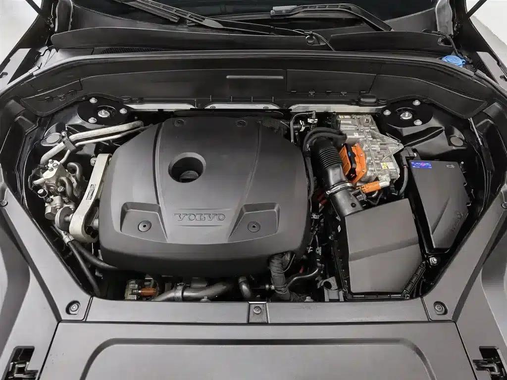 2023 Volvo XC90 Plug-in Hybrid T8 Recharge Luxury 7-Seater — миниатюра 6