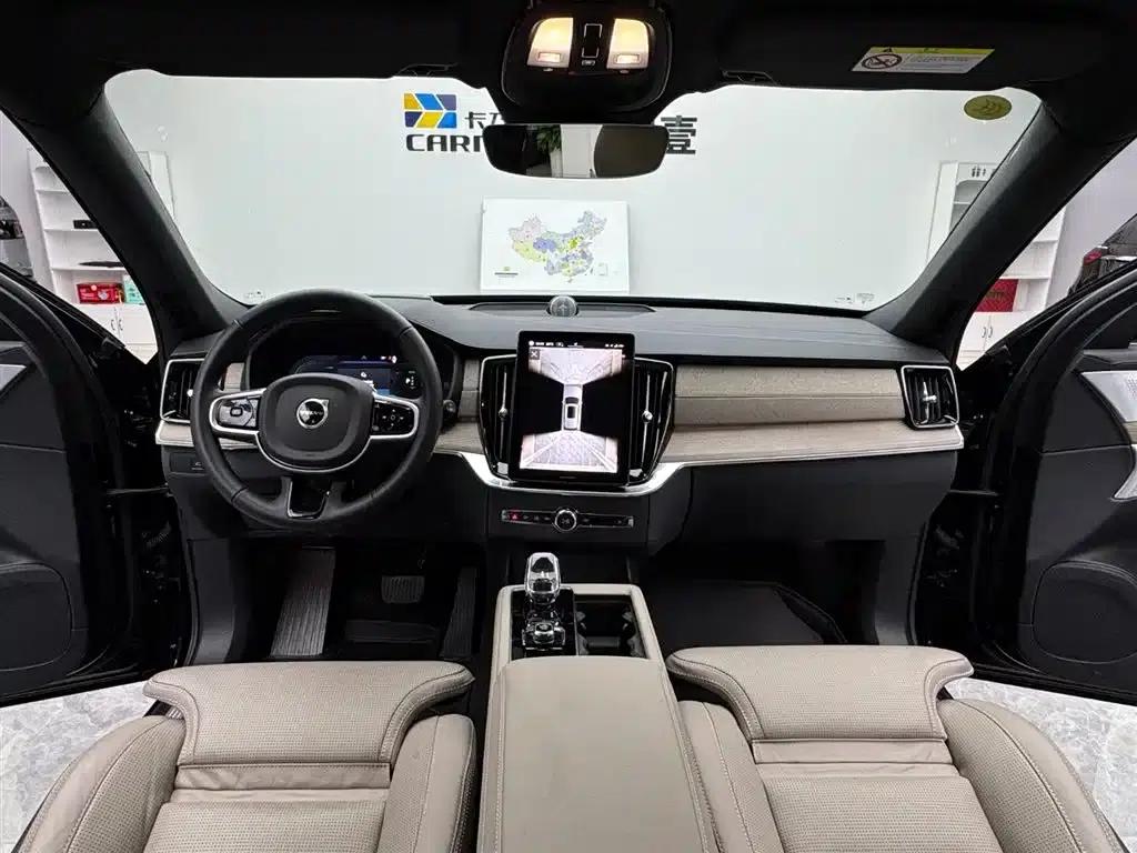 2025 Volvo XC90 Plug-in Hybrid T8 Inscription Luxury Edition (7-seater) — миниатюра 9