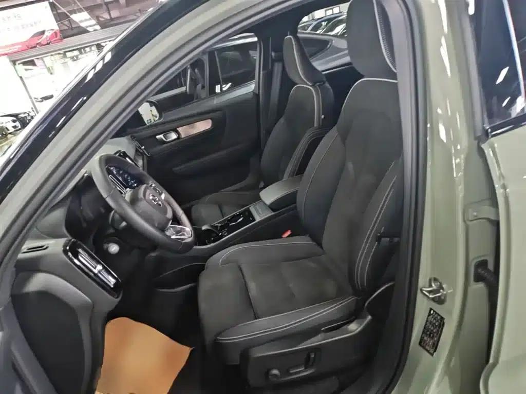 Volvo XC40 PHEV 2023 Long Range Edition — миниатюра 15