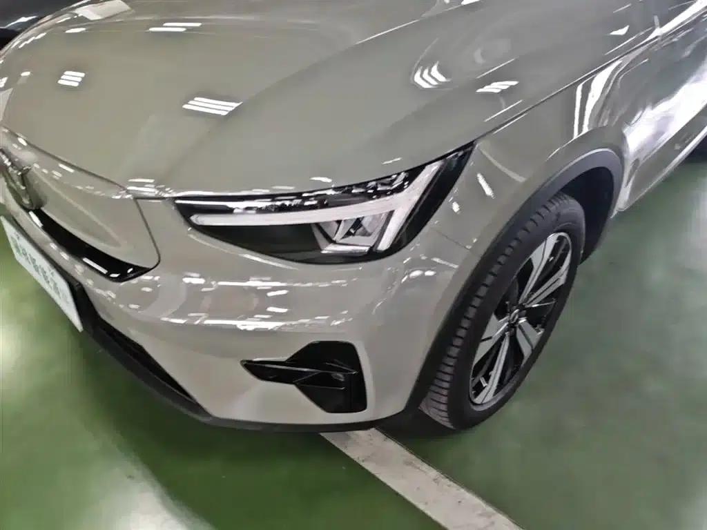 Volvo XC40 PHEV 2023 Long Range Edition — миниатюра 24