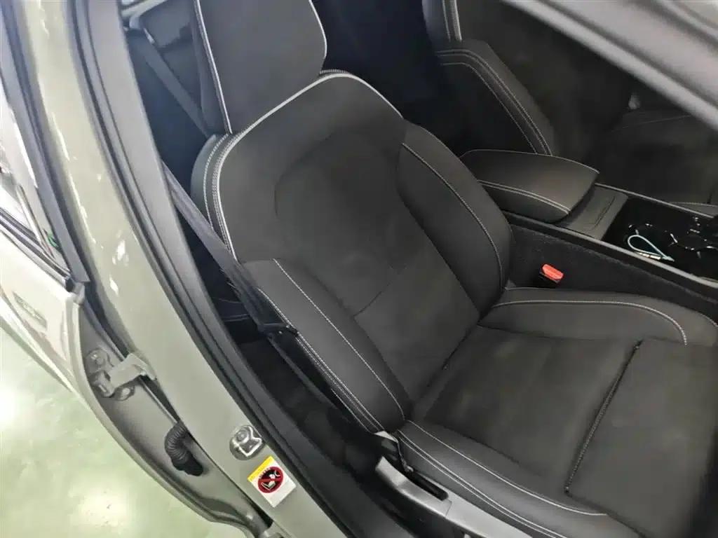 Volvo XC40 PHEV 2023 Long Range Edition — миниатюра 25