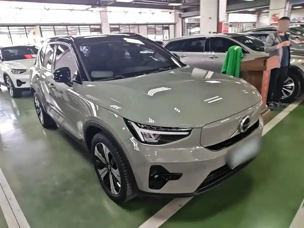 Volvo XC40 PHEV 2023 Long Range Edition — миниатюра 4