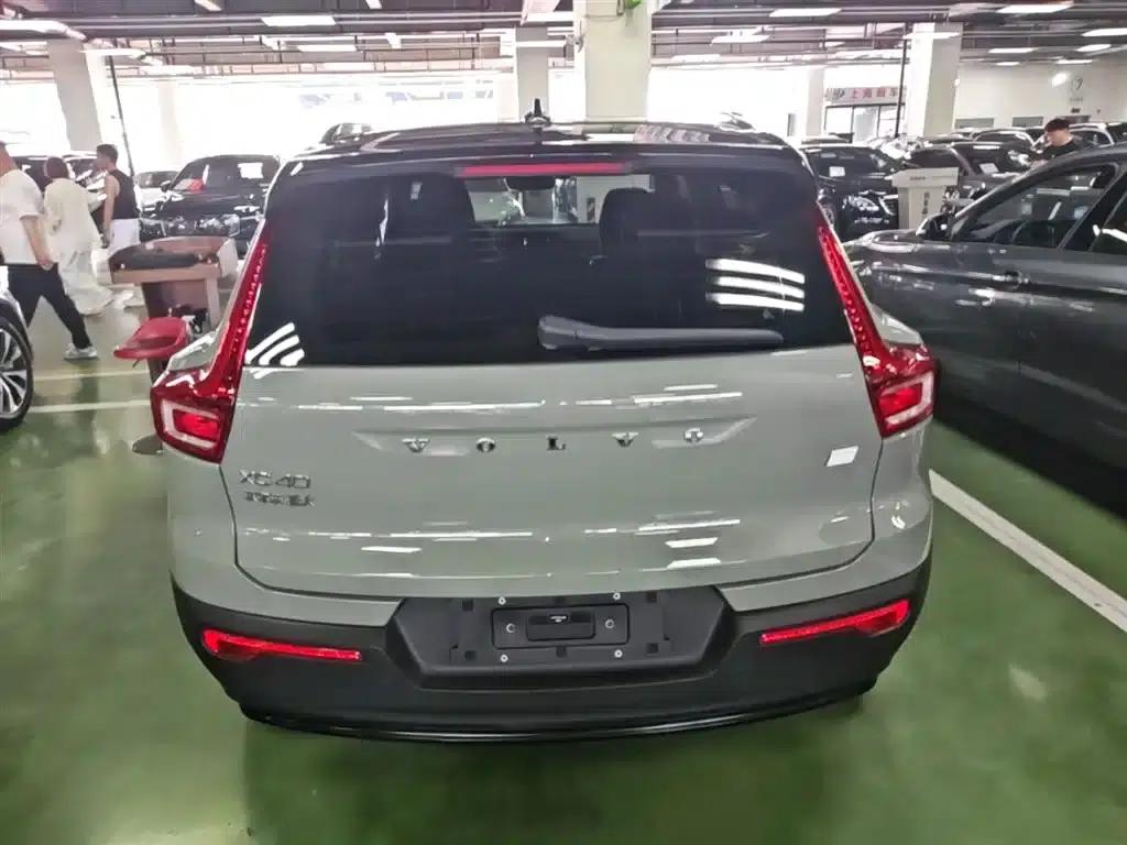 Volvo XC40 PHEV 2023 Long Range Edition — миниатюра 6