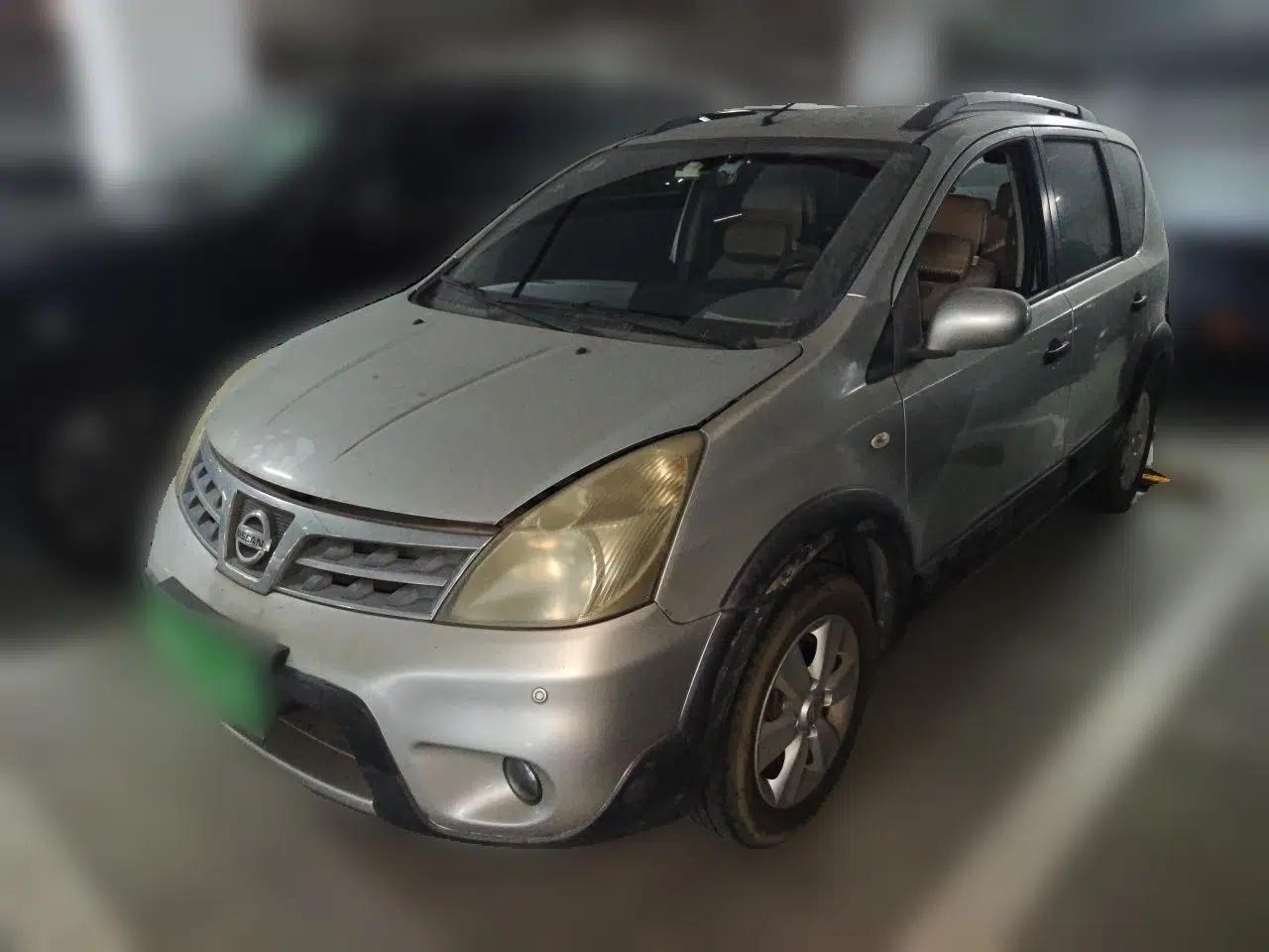 Nissan Livina 2010 Jingrui Edition 1.6L Manual Standard Model — миниатюра 1