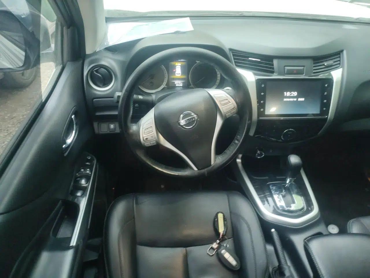 Nissan Terra 2020 2.5L XV 4WD Automatic Four-Wheel Drive Flagship Edition — миниатюра 11