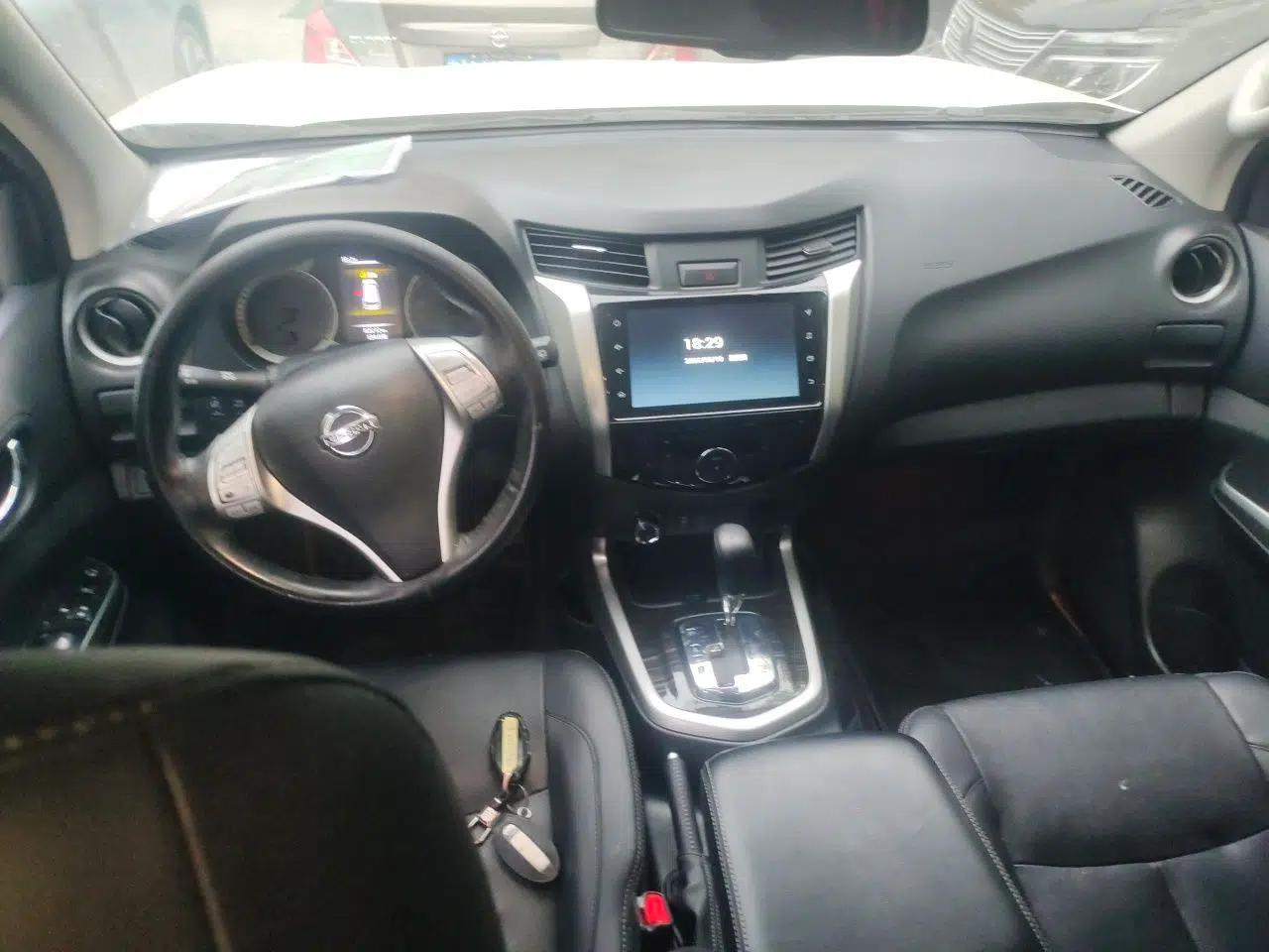 Nissan Terra 2020 2.5L XV 4WD Automatic Four-Wheel Drive Flagship Edition — миниатюра 10