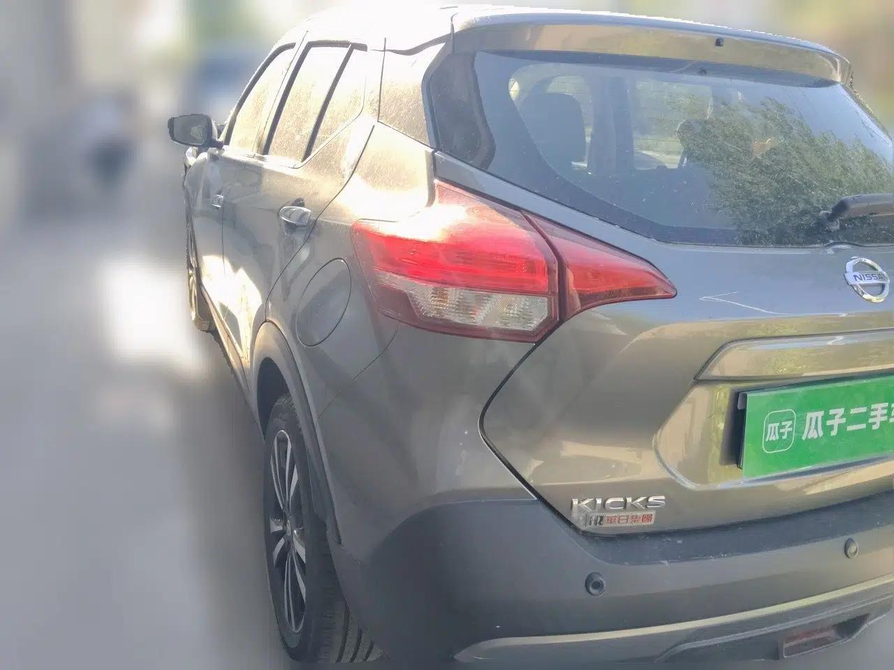Nissan Kicks 2020 1.5L XV CVT Smart Connect Luxury Edition — миниатюра 4