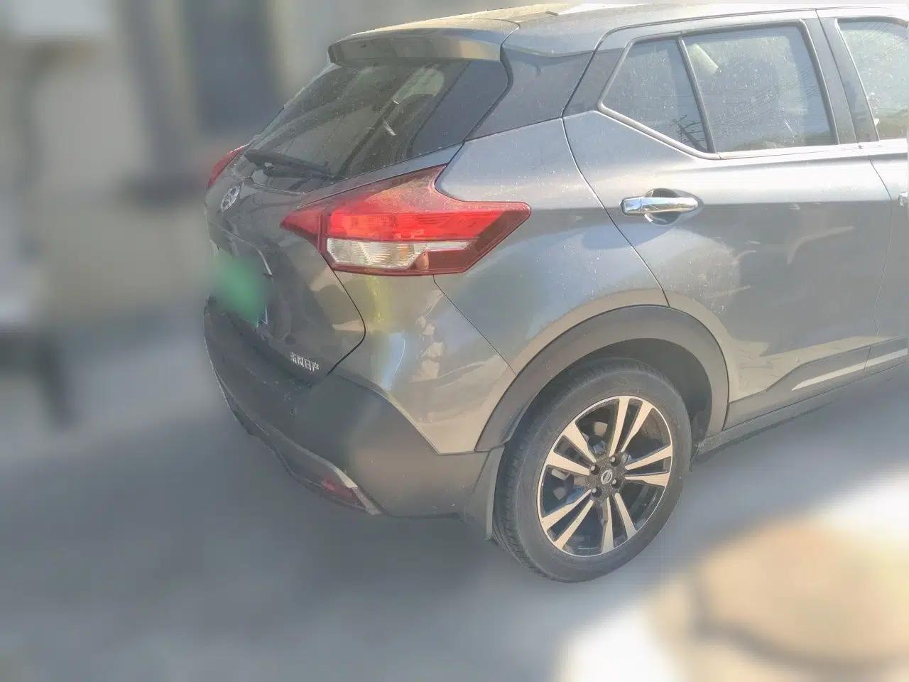 Nissan Kicks 2020 1.5L XV CVT Smart Connect Luxury Edition — миниатюра 6