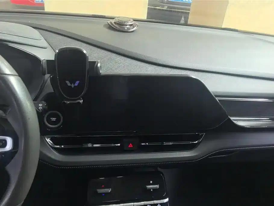 Wuling Capgemini 2020 1.5T CVT Premium Edition — миниатюра 13