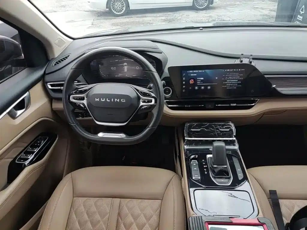 Wuling Capgemini 2023 2.0L DHT Luxury Edition — миниатюра 13