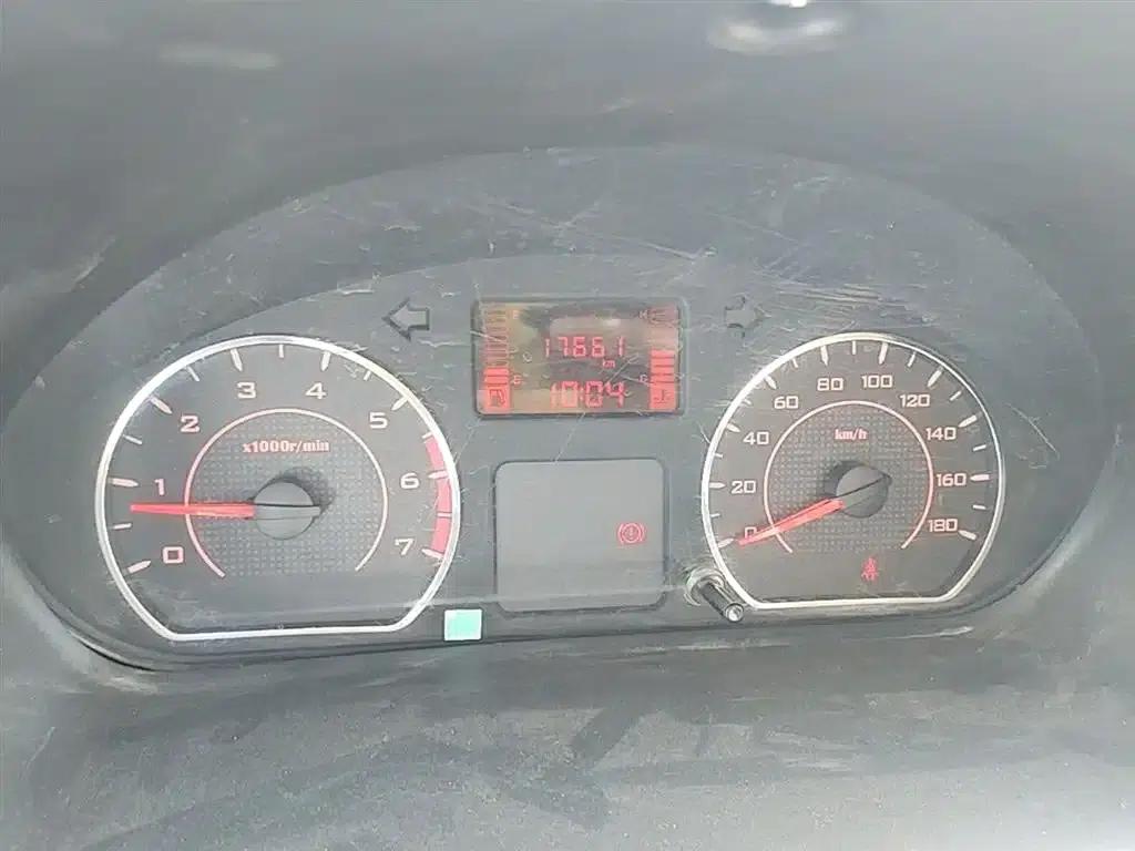 Wuling Rongguang S 2021 1.2L Basic 5-Seater LSI — миниатюра 12