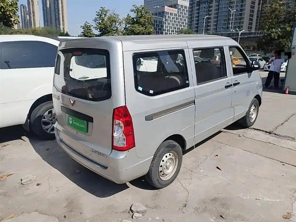Wuling Rongguang S 2021 1.2L Basic 5-Seater LSI — миниатюра 7