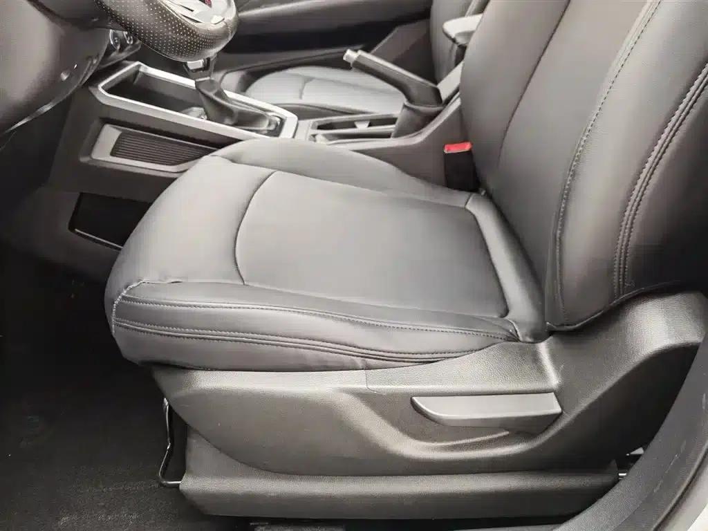 Wuling Xingchi 2023 1.5L CVT Comfort Edition — миниатюра 20