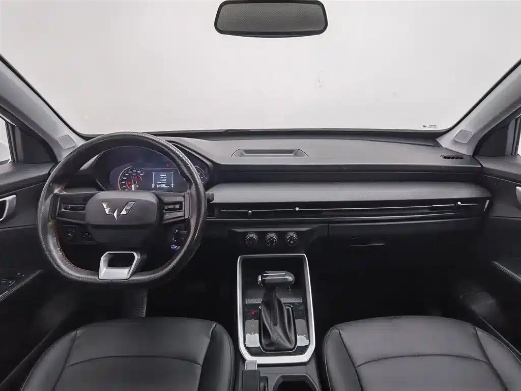 Wuling Xingchi 2023 1.5L CVT Comfort Edition — миниатюра 5