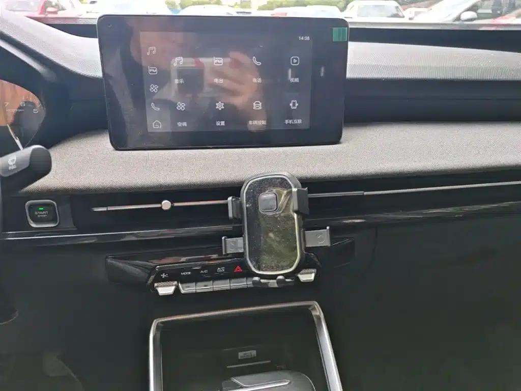Wuling Xingchi 2022 1.5L CVT Enjoyable Model — миниатюра 13