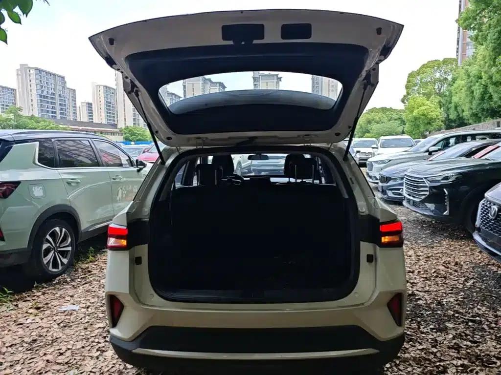 Wuling Xingchi 2022 1.5L CVT Enjoyable Model — миниатюра 19