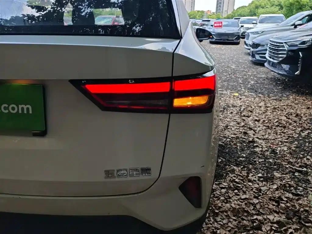 Wuling Xingchi 2022 1.5L CVT Enjoyable Model — миниатюра 8