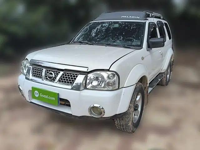 Nissan Paladin 2013 2.4L 4x4 Standard Version China V Standard