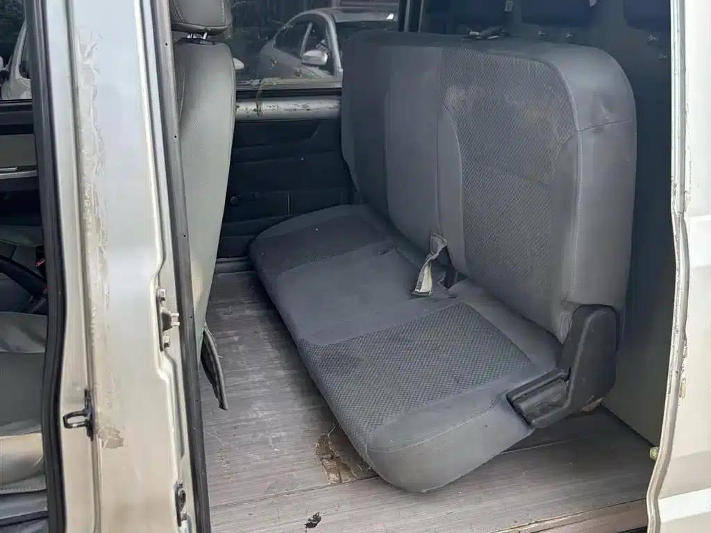 Wuling EV50 2021 model van logistics vehicle, Lishen 41.6kWh Liuji electric control system — миниатюра 5