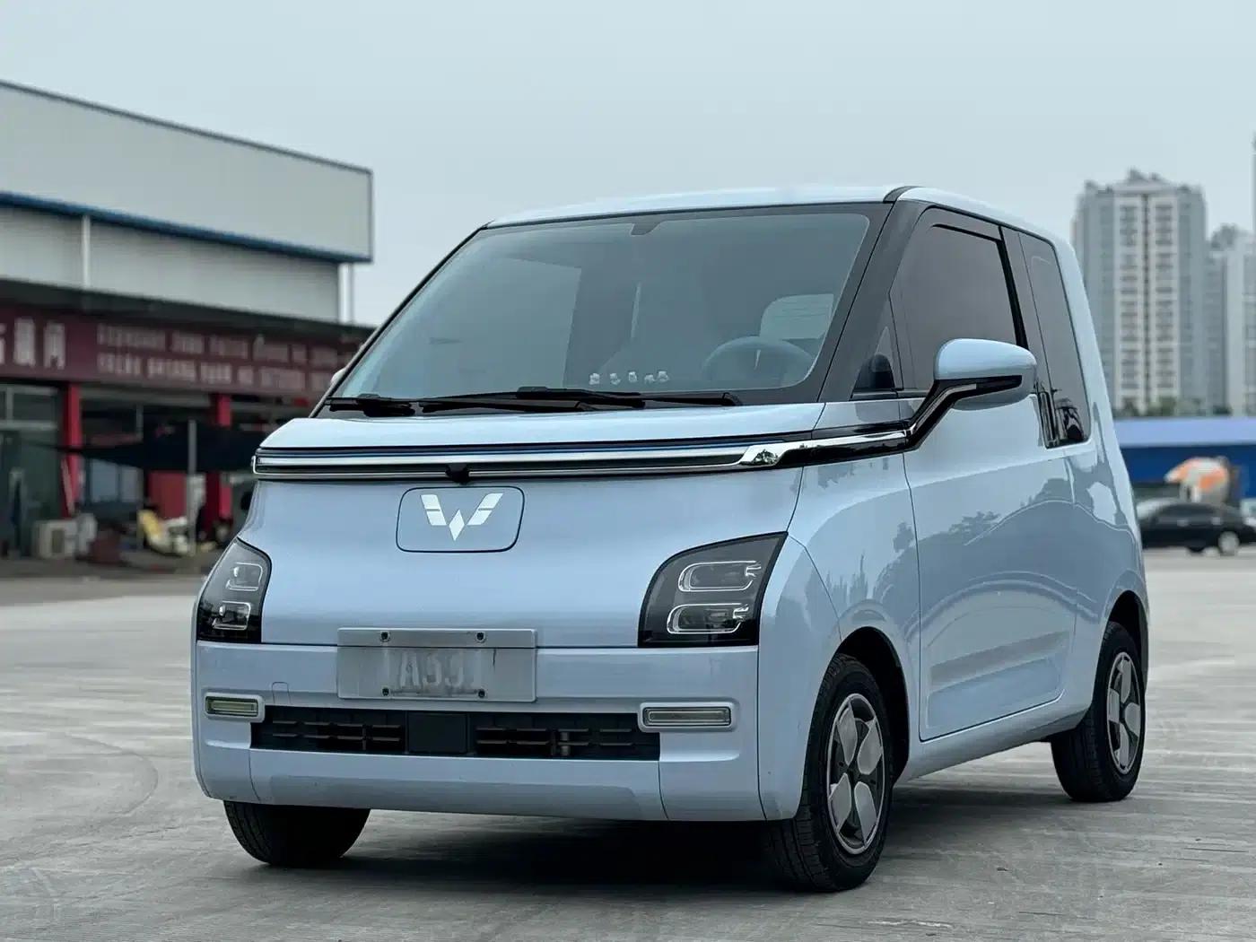 Wuling Air ev Clear Sky 2023 Model, Four-Seat - Advanced Edition — миниатюра 3