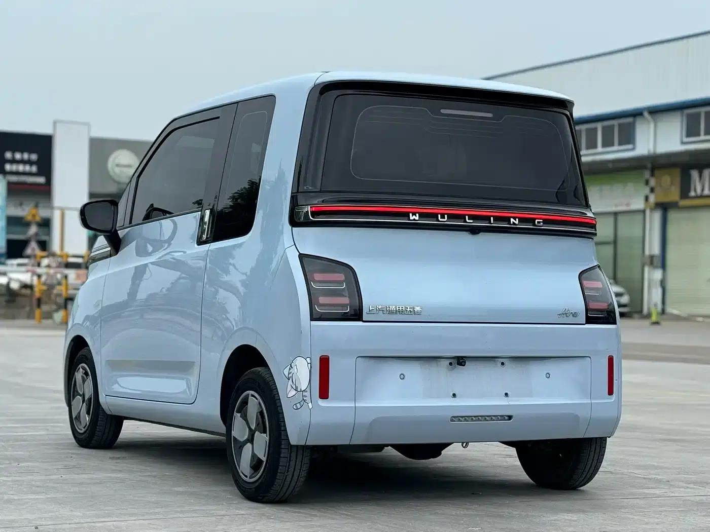 Wuling Air ev Clear Sky 2023 Model, Four-Seat - Advanced Edition — миниатюра 4