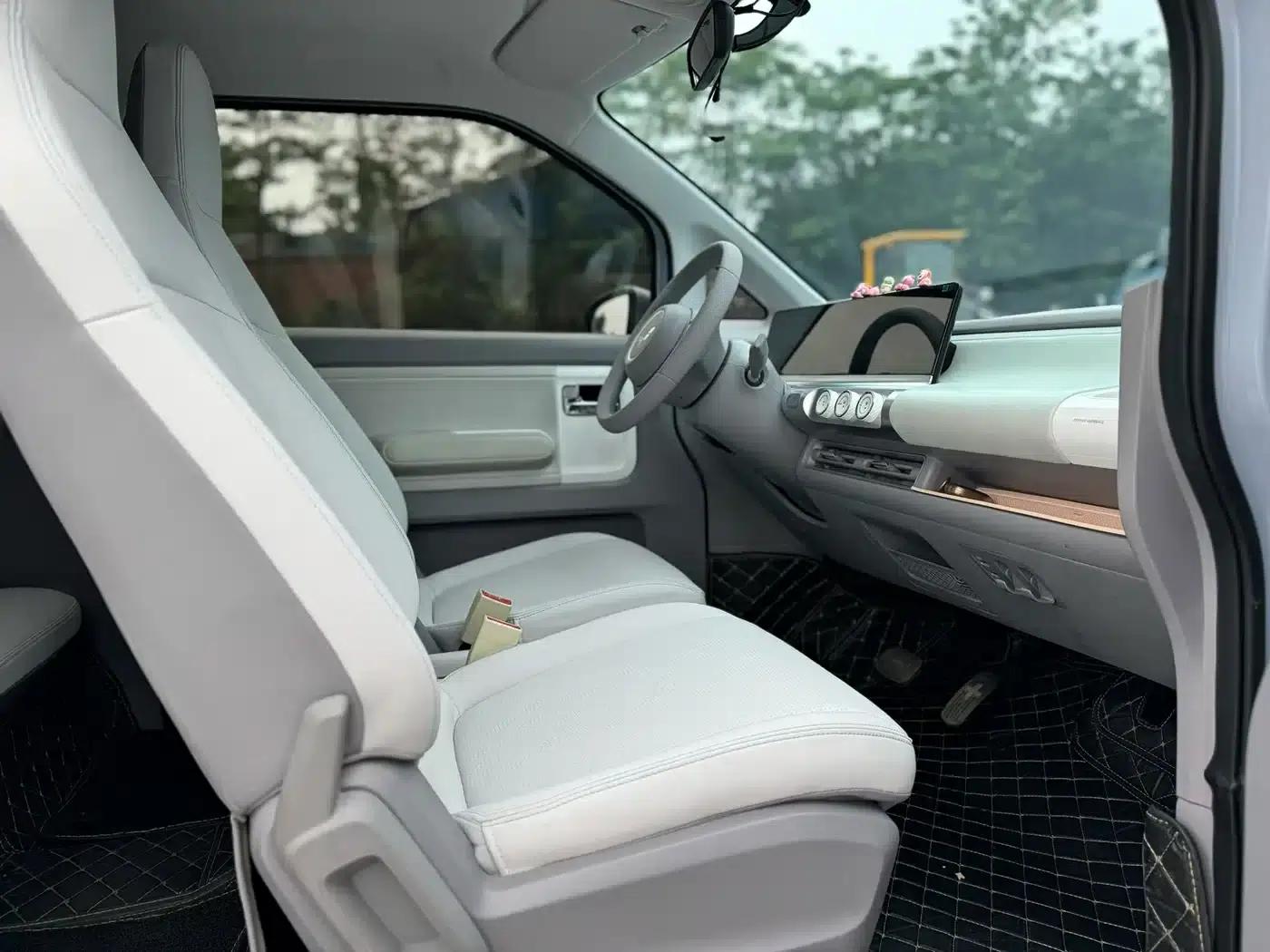 Wuling Air ev Clear Sky 2023 Model, Four-Seat - Advanced Edition — миниатюра 7