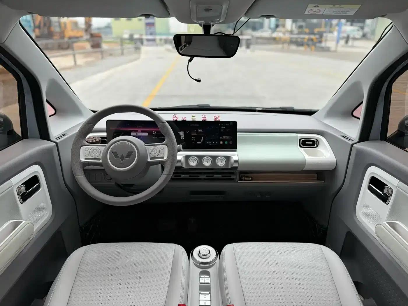 Wuling Air ev Clear Sky 2023 Model, Four-Seat - Advanced Edition — миниатюра 8