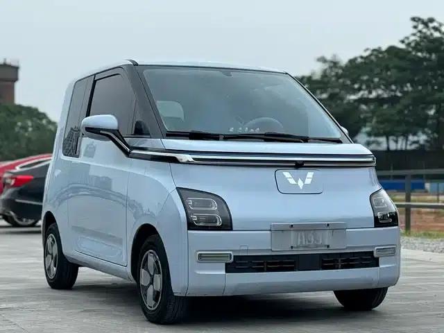 Wuling Air ev Clear Sky 2023 Model, Four-Seat - Advanced Edition