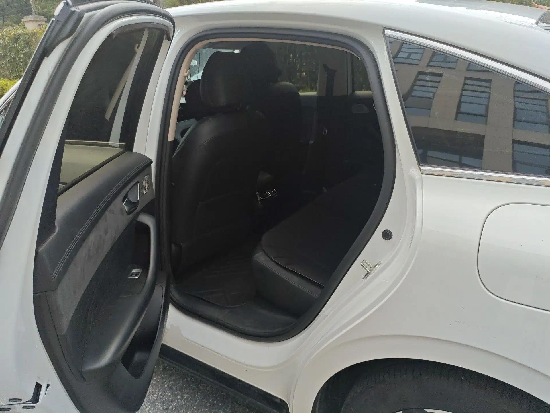 Roewe D7 2023 EV 510km Rear-Drive Excellence Edition — миниатюра 18