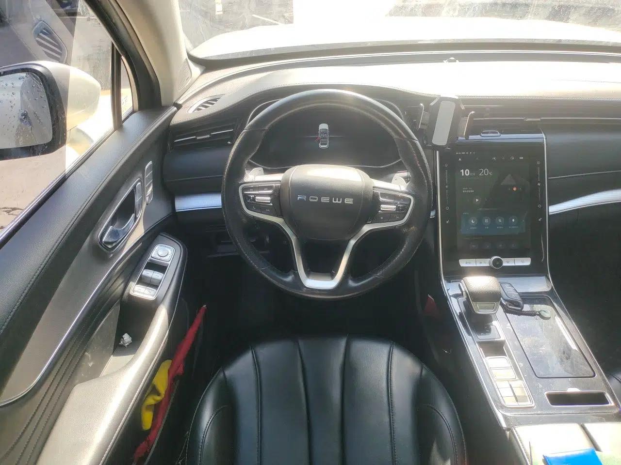 Roewe RX5 MAX 2019 300TGI Automatic Smart Cabin Luxury Edition — миниатюра 11