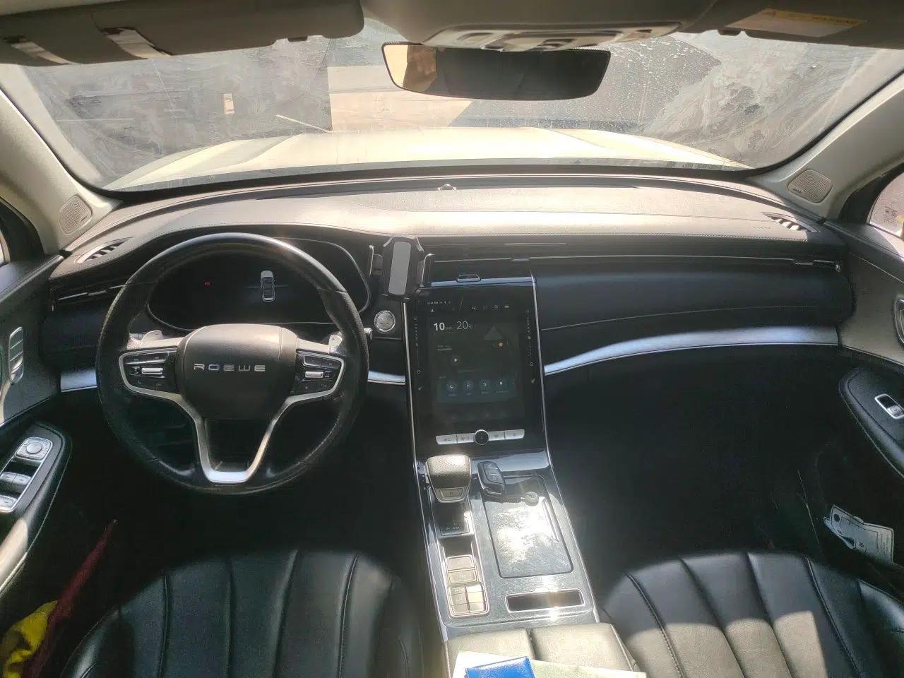 Roewe RX5 MAX 2019 300TGI Automatic Smart Cabin Luxury Edition — миниатюра 10