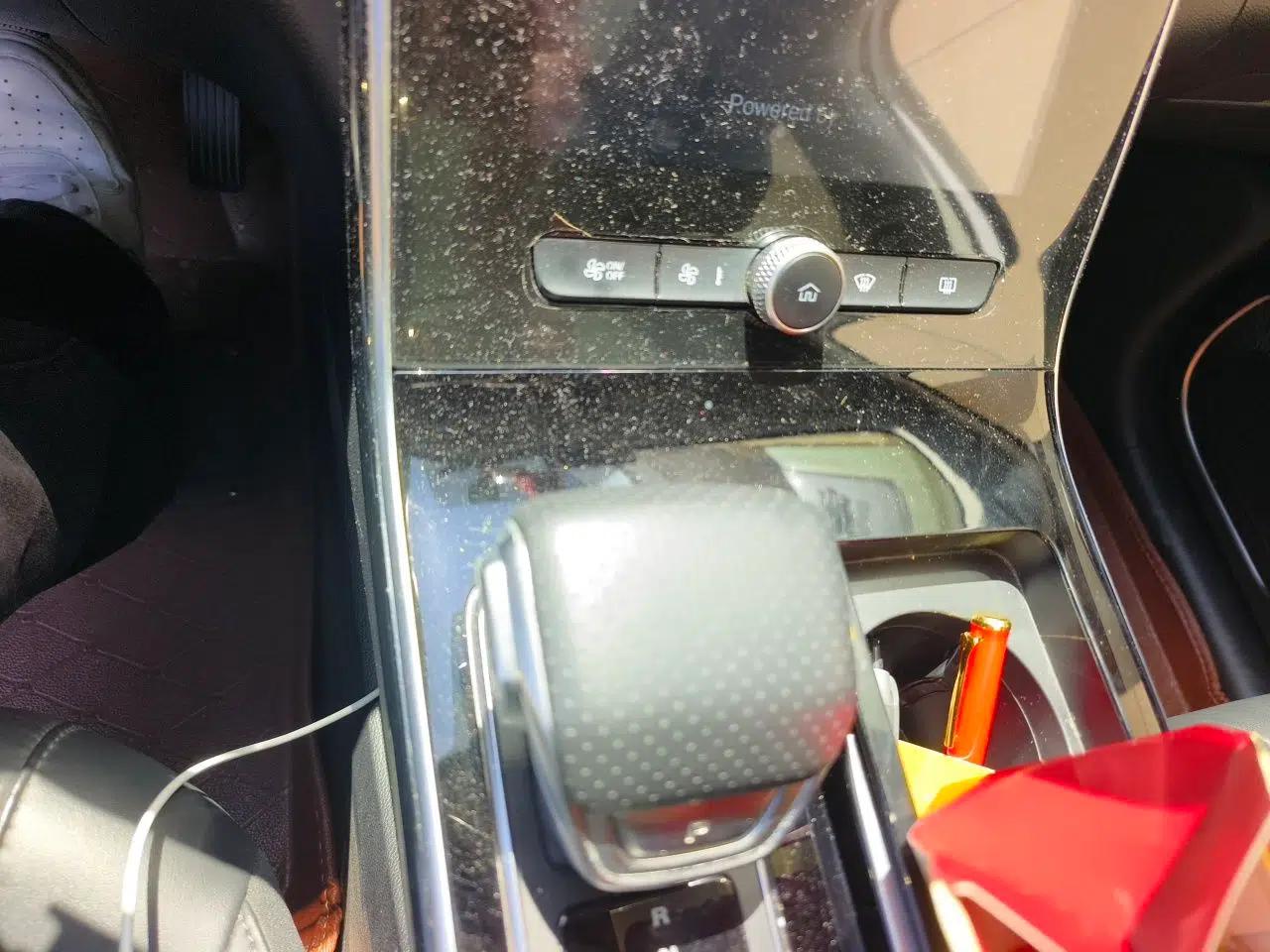 Roewe RX5 MAX 2021 Supreme Series 300TGI Automatic Luxury Cabin Edition — миниатюра 15