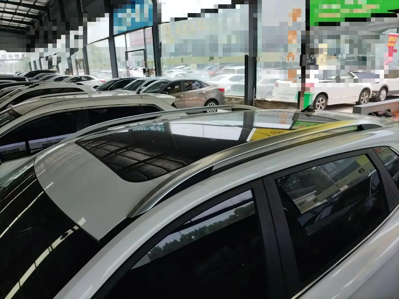 Roewe RX3 2018 1.6L CVT Flagship Edition — миниатюра 11