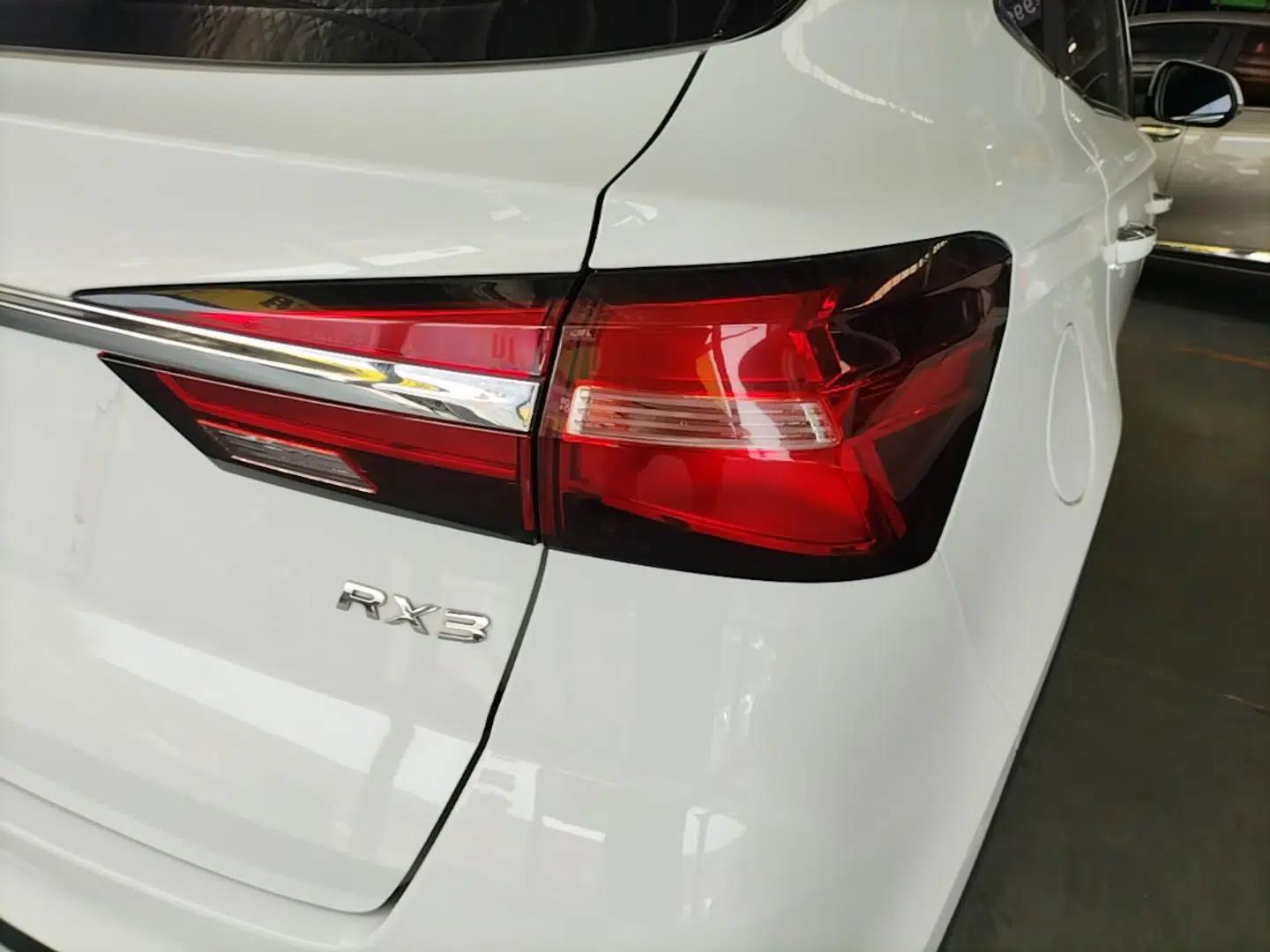 Roewe RX3 2018 1.6L CVT Flagship Edition — миниатюра 7