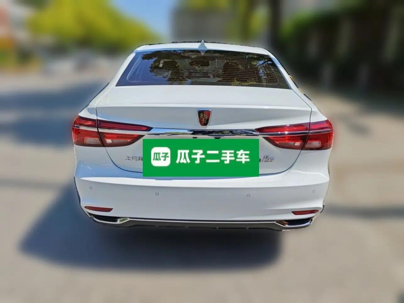 Roewe i6 New Energy 2017 45T Hybrid Connect & Smart Enjoyment Edition — миниатюра 5