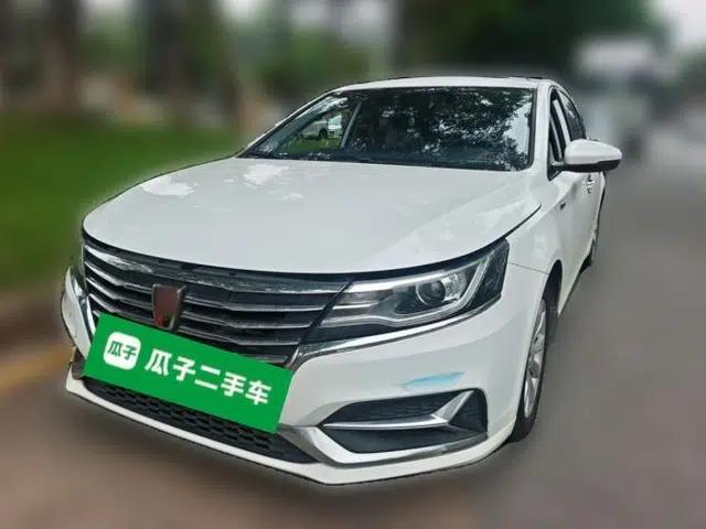 Roewe i6 New Energy 2017 45T Hybrid Connect & Smart Enjoyment Edition