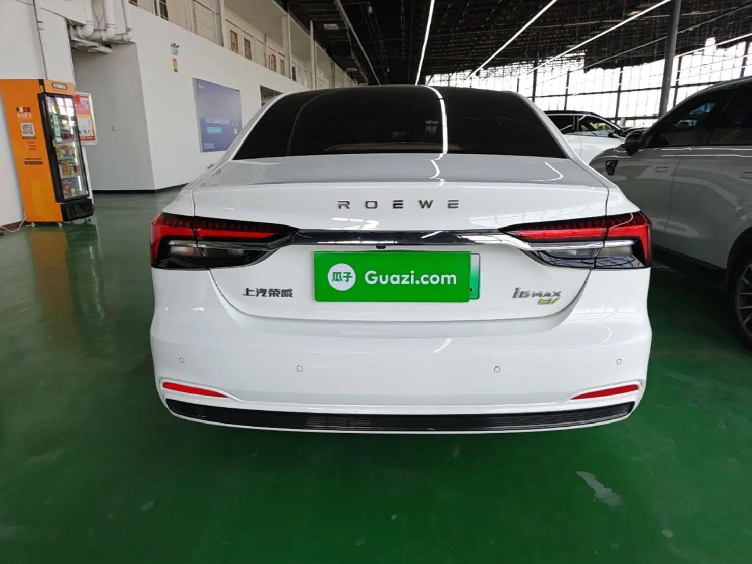 Roewe i6 MAX New Energy 2023 EV 420 Skyroof Special Edition — миниатюра 5