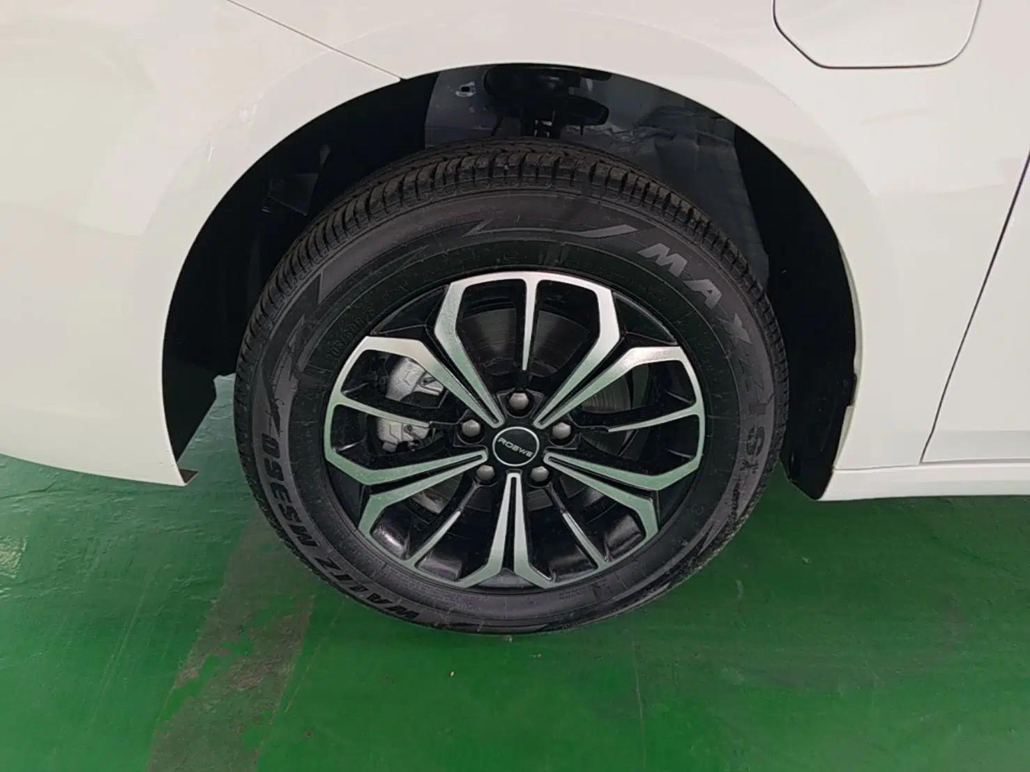 Roewe i6 MAX New Energy 2023 EV 420 Skyroof Special Edition — миниатюра 8