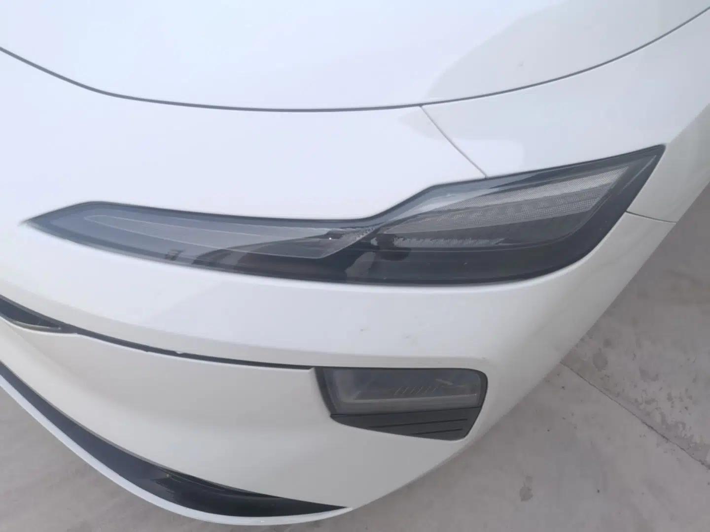 Roewe D6 2025 450 km Premium Edition — миниатюра 9