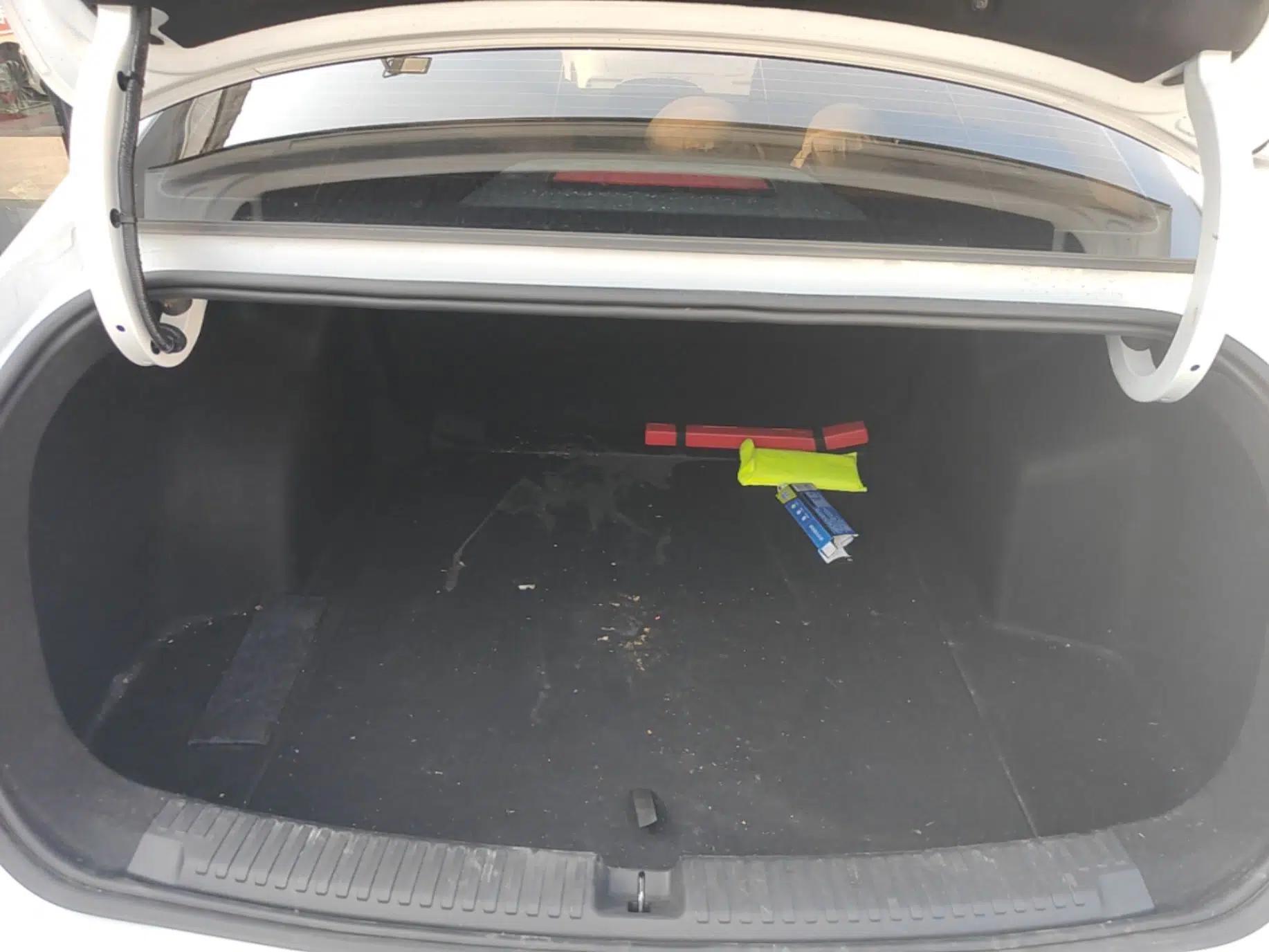 Roewe D6 2025 450 km Premium Edition — миниатюра 22