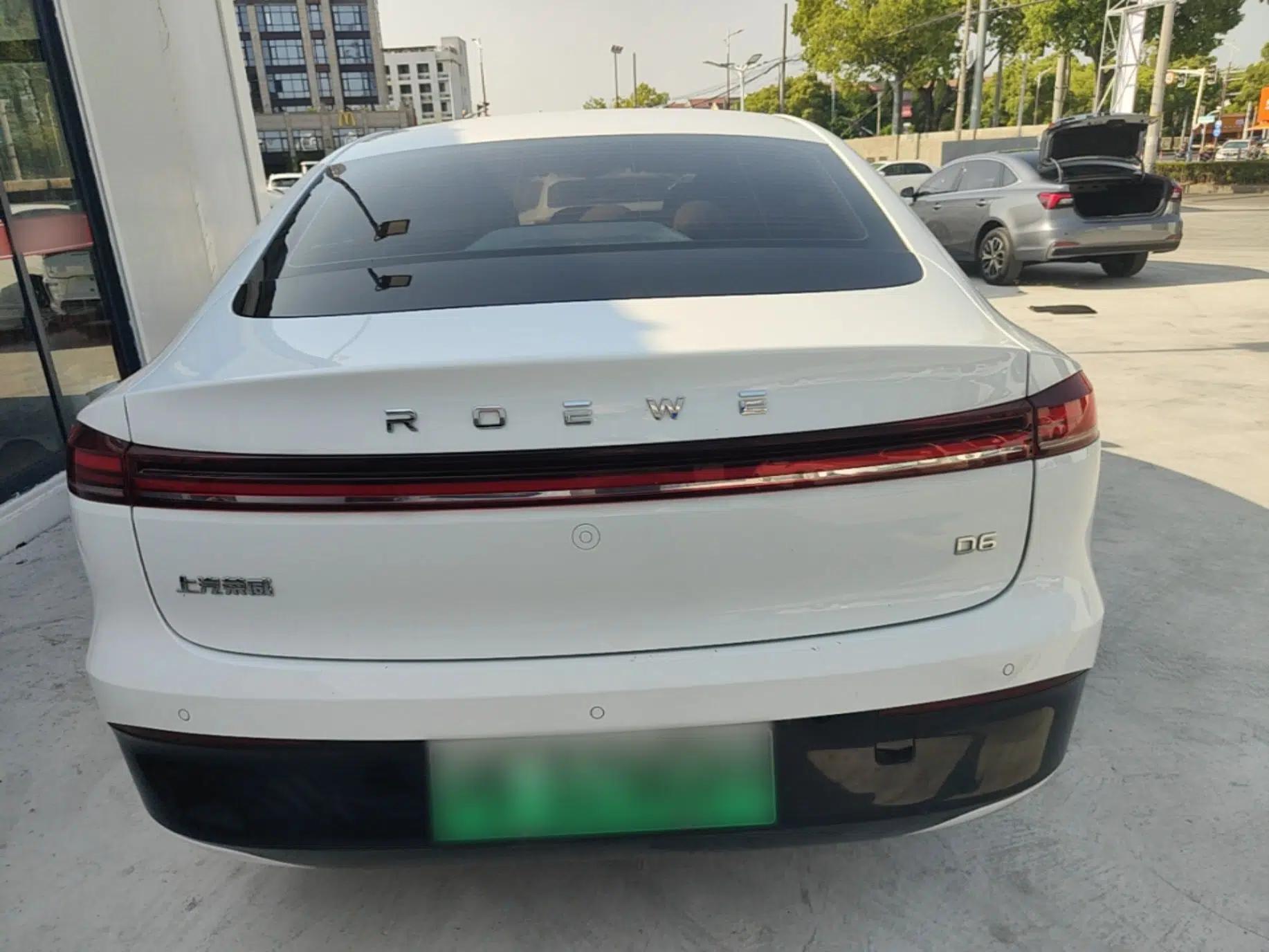 Roewe D6 2025 450 km Premium Edition — миниатюра 5