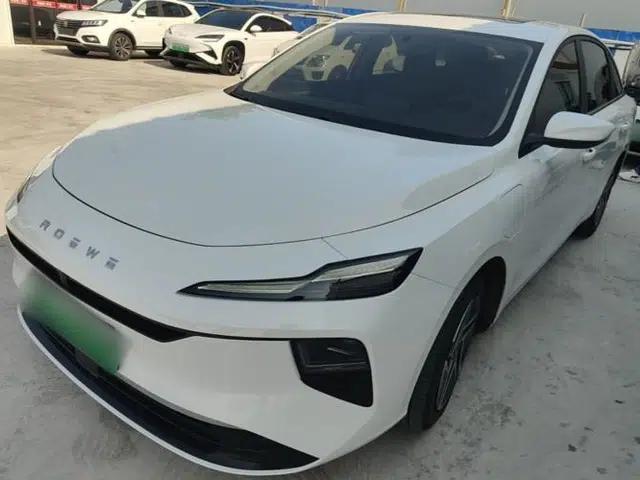 Roewe D6 2025 450 km Premium Edition