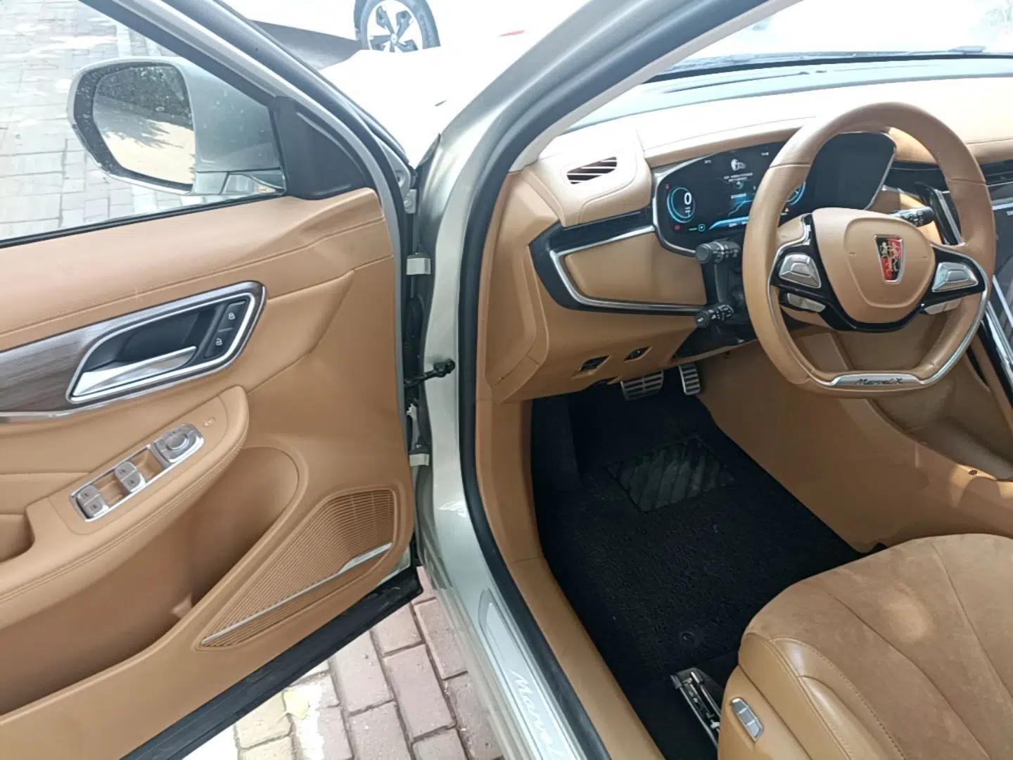 Roewe MARVEL X 2018 Rear-Drive Model — миниатюра 18